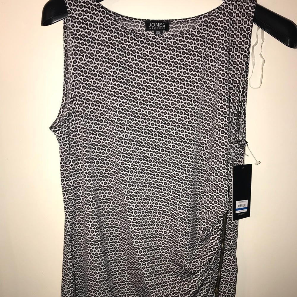Jones top